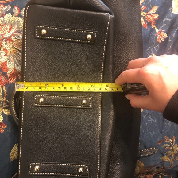 Dooney & Bourke large black leather satchel bag - Picture 6 of 7